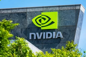 nvidia-se-convierte-en-la-empresa-mas-valiosa-del-mundo-debido-al-impulso-de-la-ia